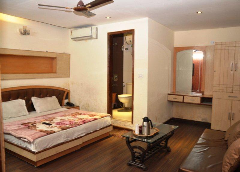 Hotel Splash New Delhi Extérieur photo
